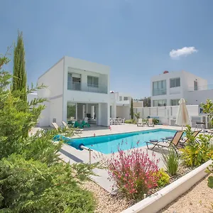 villa-kody.protaras-cy-hotels.com/